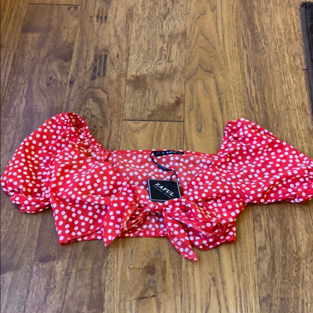 Zaful self tie off-the-shoulder crop top